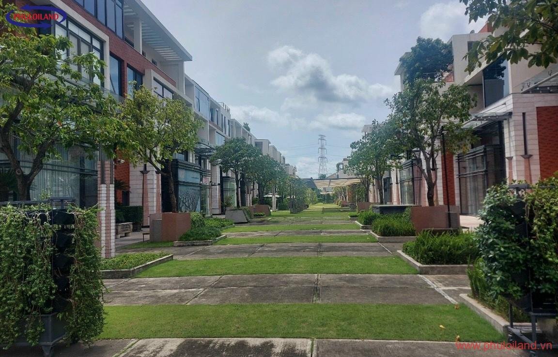 duong dao bo noi khu du an 1152x738 - Cần bán biệt thự tại Galleria Kiến Á, Nhà Bè, 327m2, giá chỉ 32 tỷ