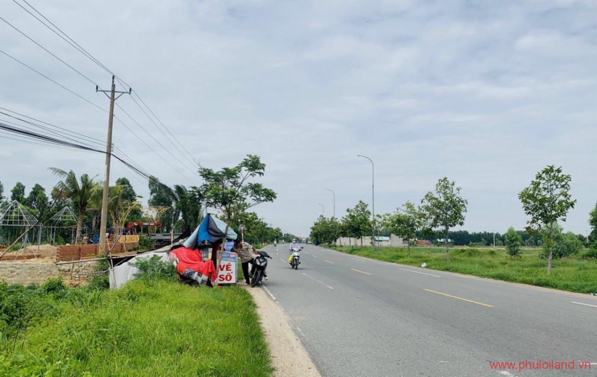 duong tan hoa thi xa ba ria 1170x738 - Bán đất lớn mặt tiền đường nhựa Tân Hòa, thị xã Phú Mỹ, diện tích 2ha