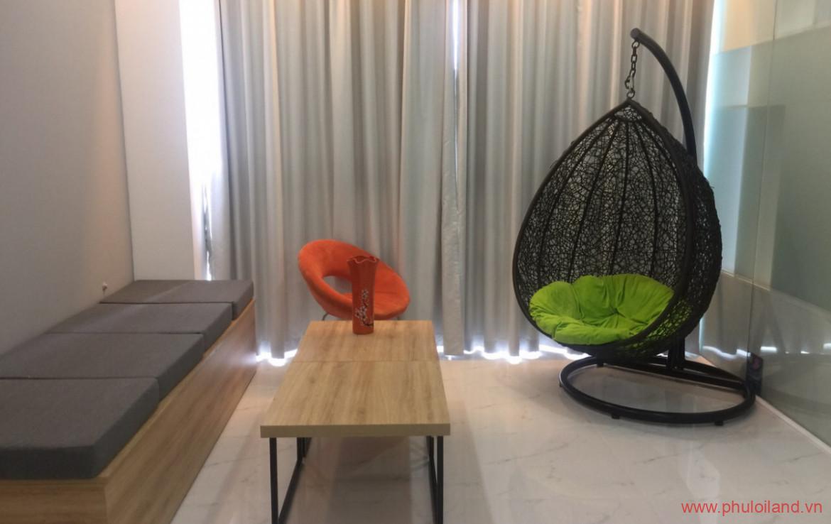 khong gian phong khach 3 1170x738 - Cực sốc, rẻ hơn 500tr, căn hộ Happy Valley, 135m, nội thất cao cấp, lầu cao, giá chỉ có 5,8 tỷ