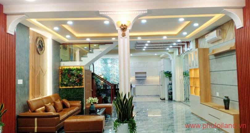 Bán nhà phố tại kdc Nam Long, Phú Thuận Quận 7