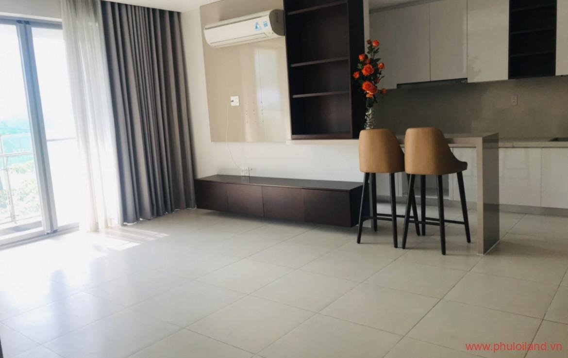 khu vuc phong khach va bep 1170x738 - Giảm giá bán nhanh căn hộ Green Valley, 120m2, view sân golf, giá 5,5 tỷ, tặng 01 ô xe