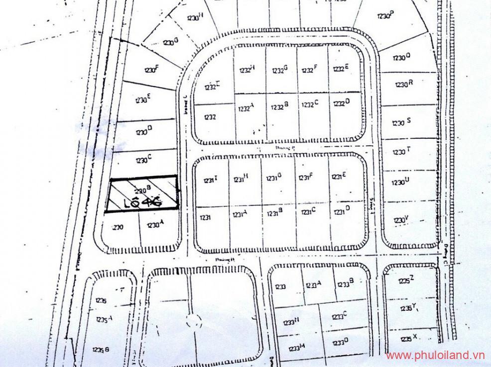 mat bang vi tri nha biet thu can ban 1 986x738 - Cần chuyển nhượng Siêu biệt thự Thảo Điền, mặt tiền đường Nguyễn Văn Hưởng, Tp Thủ Đức