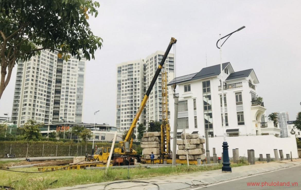 mot nen dat dang ep coc chuan bi xay dung 1170x738 - Bán đất nền tại Saigon Mystery, thành phố Thủ Đức