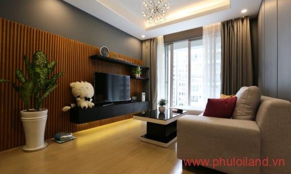 Bán gấp căn hộ Scenic Valley, 80m2, nội thất đẹp nhất dự án, giá 4,4 tỷ, view hồ bơi