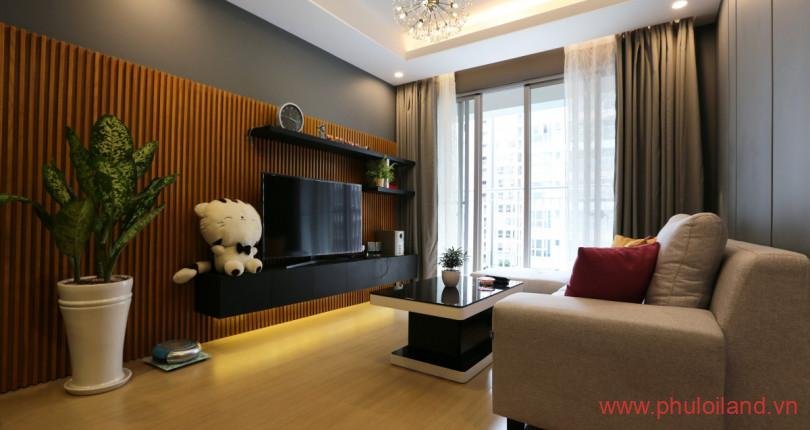 Bán gấp căn hộ Scenic Valley, 80m2, nội thất đẹp nhất dự án, giá 4,4 tỷ, view hồ bơi