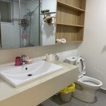 toilet-trong-can-ho-can-ban