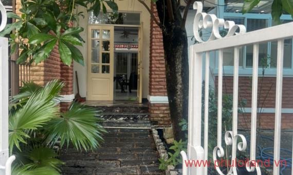 Bán Biệt Thự Phố Vườn Mỹ Giang, Phú Mỹ Hưng, Q.7 .Thiết kế: 4 Pn, nhà đẹp , nội thất full . Giá 37 tỷ (tốt nhất thị trường)