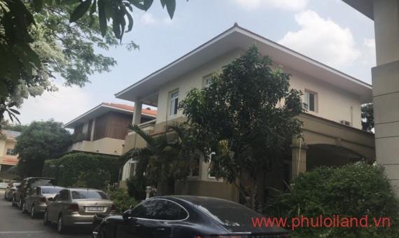 Bán biệt thự Phú Mỹ Hưng có hồ bơi giá 198 tỷ