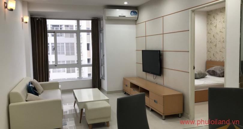 Cho thuê nhanh căn hộ Sky garden 3. DT 68m2 Nhà đẹp- Tone trắng sáng- 2 phòng ngủ. Giá siêu rẻ 12 Triệu/Tháng