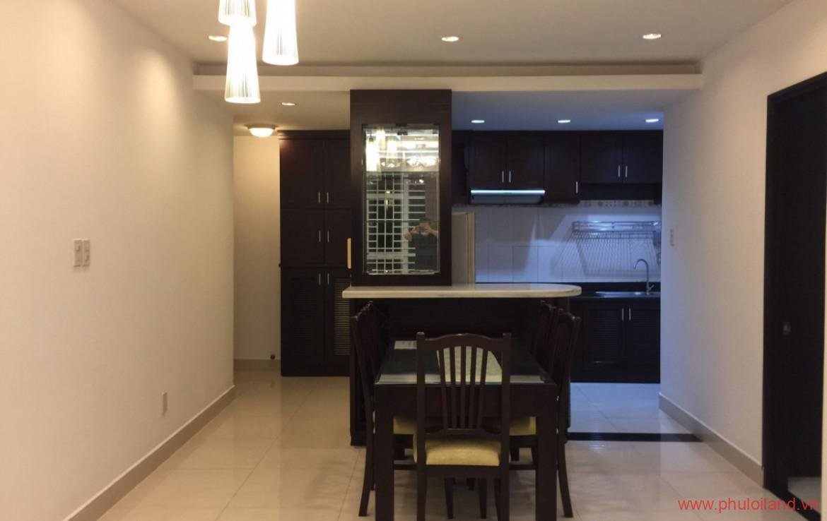 goc bep trong can ho can cho thue sky garden 3 1170x738 - Cho thuê Sky Garden 3, căn góc 74m2, thiết kế 2pn, 2wc, nhà như hình- Giá: 16,000,000 vnđ.