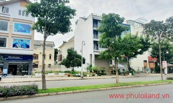 Duy nhất lô đất nền mặt tiền đường Hà Huy Tập Phú Mỹ Hưng cần bán trong tháng 1/2023