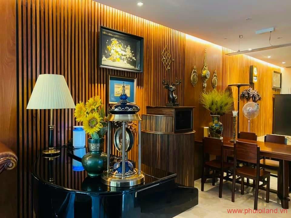 hinh anh phong khach can ho thiet ke am - Shop chung cư Scenic Valley 1, diện tích 134m2, nội thất đầy đủ, giá 8,3 tỷ, shop đang trống, xem shop dễ.