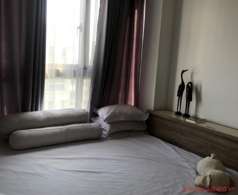 hinh anh phong ngu chinh can ho can ban 900x738 - Cần bán ccăn hộ chung cư Scenic Valley 1, 77m2, căn góc, giá 4.1 tỷ, nội thất đầy đủ, nhà trống xem nhà dễ.