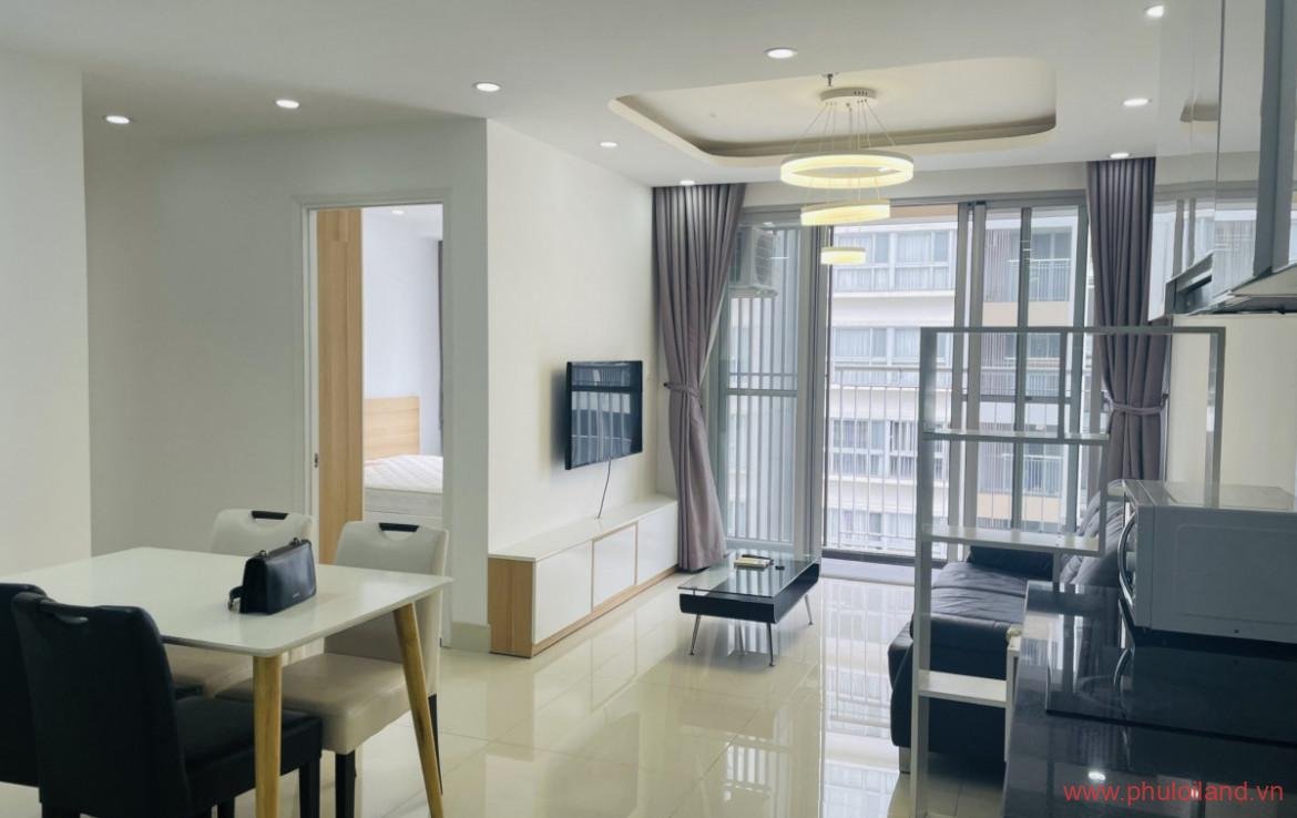 hinh anh toan bo phong khach can ho can ban 1170x738 - Bán căn hộ chung cư Scenic Valley 1, 70m2, tầng cao, nội thất đầy đủ, giá 3.750 tỷ, nhà đang trống.