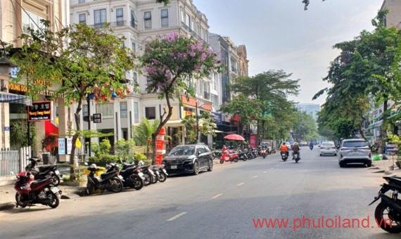 Cho thuê nhà phố Hưng Gia Hưng Phước – Phú Mỹ Hưng- Quận 7- tháng 01/2023 – Giá 3,700$.
