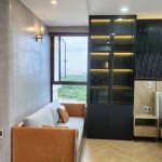 mot-goc-trang-tri-trong-phong-ngu-lon