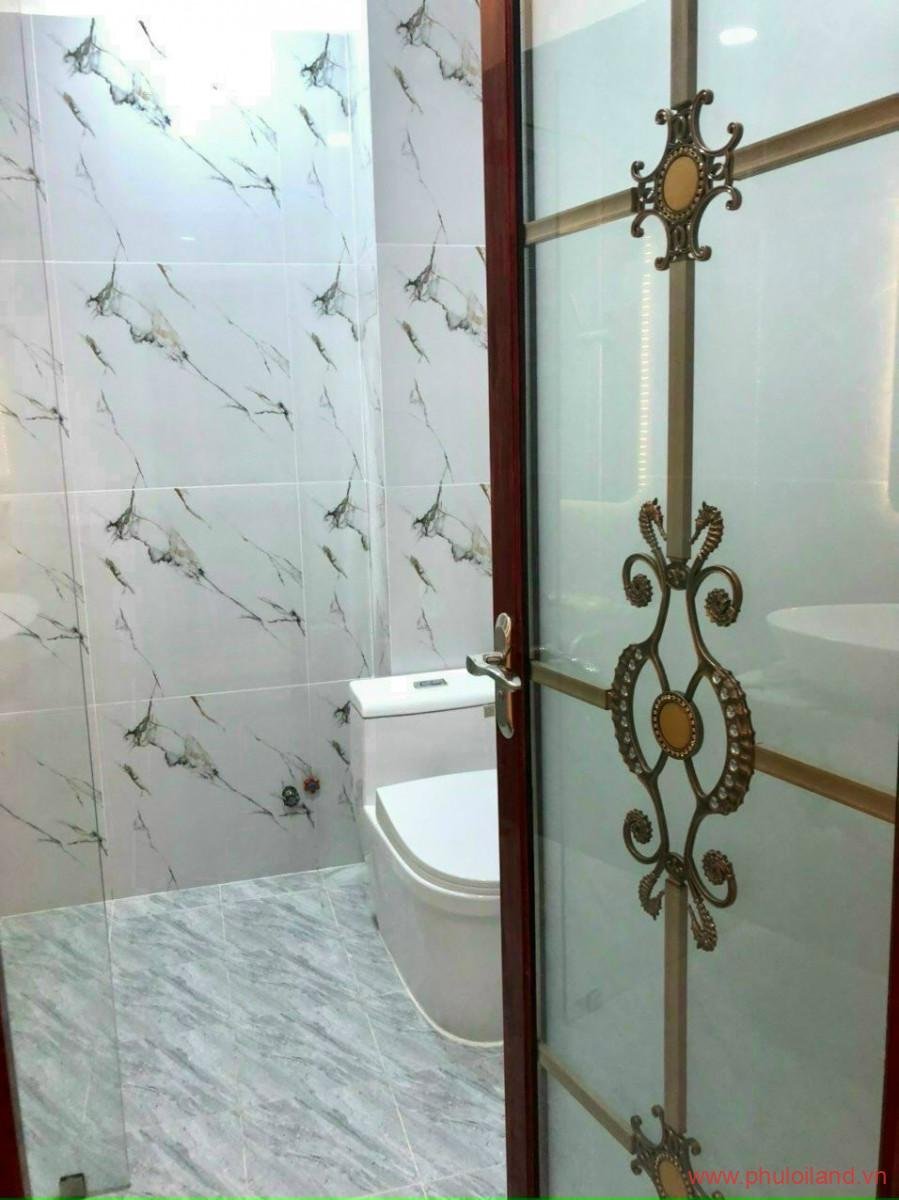 nha can ban co 5 toilet day du thiet bi - Mua bán nhà đất Phường Phú Mỹ Quận 7 T1/2023 giá giảm còn 11 tỷ