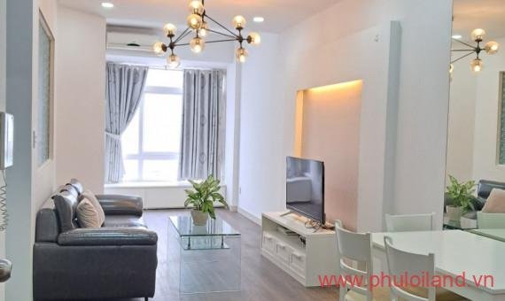 Cần sang nhượng căn hộ Sky Garden 3, 56m2 – nhà như hình, thiết kế 2pn, 1wc, giá 2.55 tỷ.