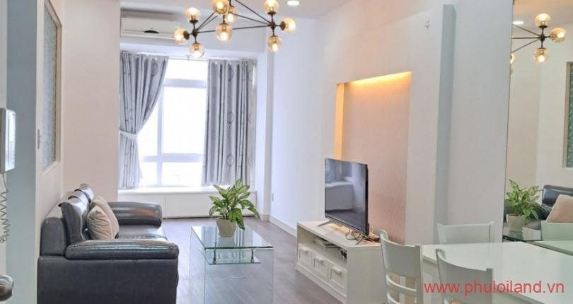 Cần sang nhượng căn hộ Sky Garden 3, 56m2 – nhà như hình, thiết kế 2pn, 1wc, giá 2.55 tỷ.