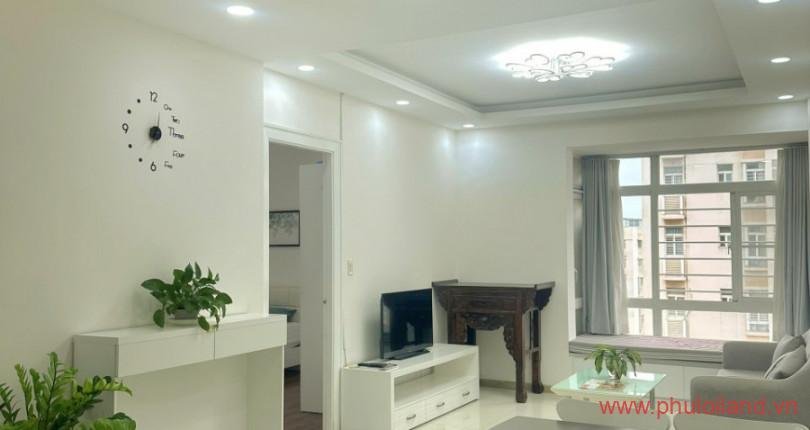 Cho thuê Sky Garden 3, căn góc 74m2, thiết kế 2pn, 2wc, nhà như hình- Giá: 17,000,000 vnđ.