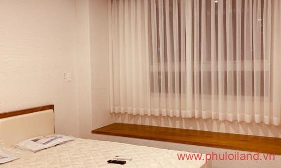 Bán căn hộ chung cư Scenic Valley 2, 75m2, căn góc, giá 3.950 tỷ , nội thất căn hộ gỗ cao cấp.