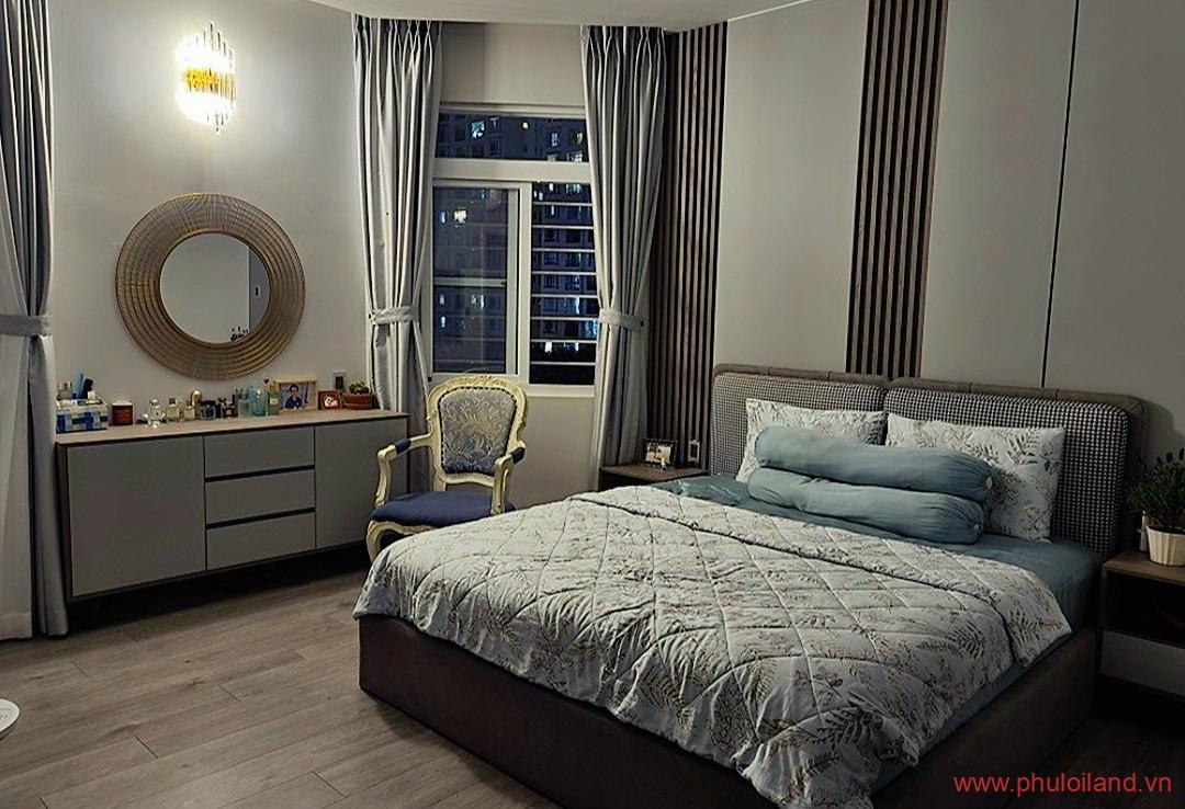 phong ngu chinh cuc sang trong trong can ho can ban green view 1 1080x738 - Bán căn hộ Green View, 118m2, 3pn, 2wc – Nguyễn Lương Bằng, Phú Mỹ Hưng- Giá: 6,5 tỷ.