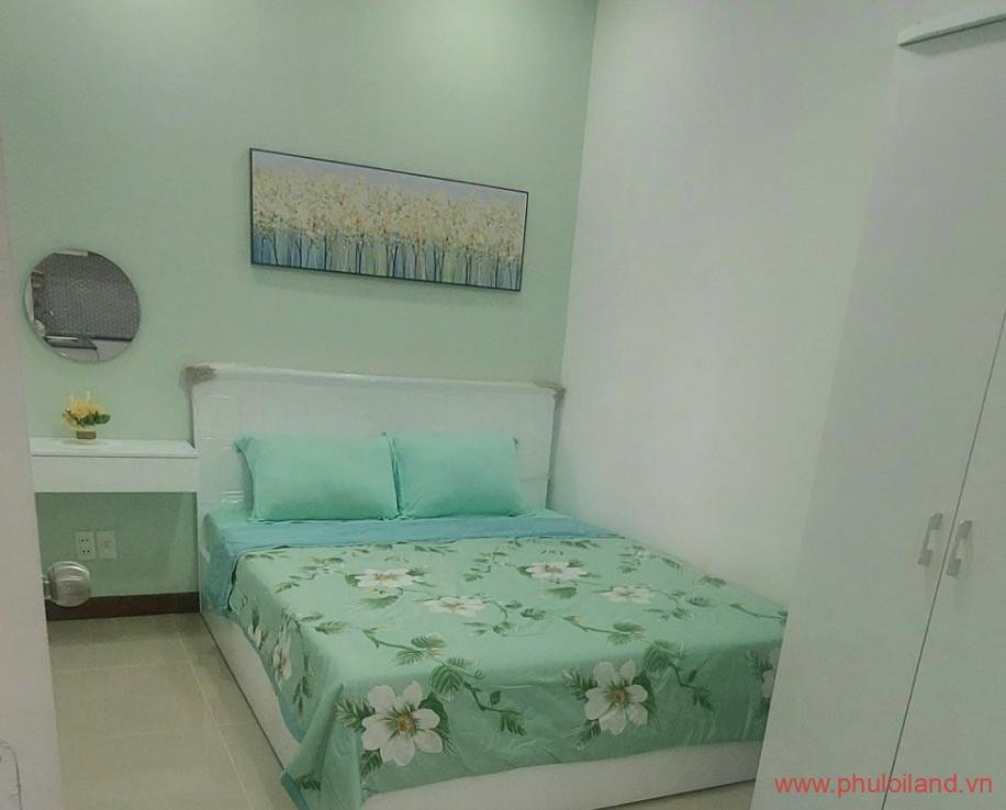 phong ngu phu trong can ho can ban sky garden 2 1 916x738 - Cần sang nhượng căn hộ Sky Garden 2, 71m2, nhà mới đẹp như hình, 2pn, 1wc, giá 2,750 tỷ.