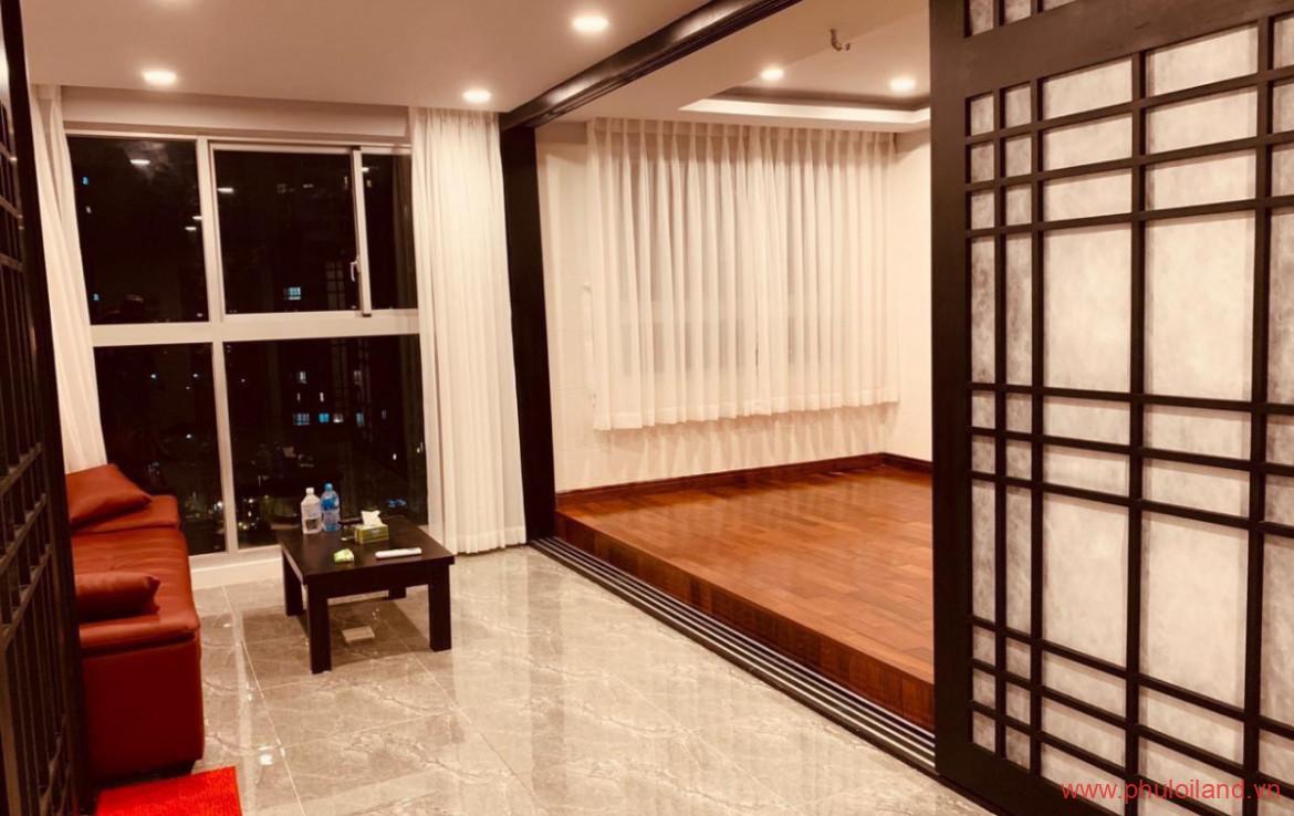 toan canh phong khach can ho 1 1170x738 - Bán căn hộ chung cư Scenic Valley 2, 75m2, căn góc, giá 3.950 tỷ , nội thất căn hộ gỗ cao cấp.