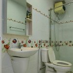 toilet-trong-can-ho-can-ban-sky-garden-3