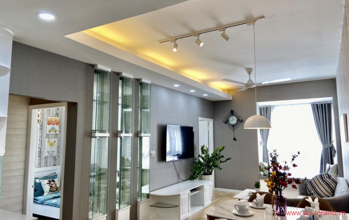 tong quan phong khach trong can ho can ban sky garden 1 1170x738 - Sang nhượng căn hộ Sky Garden 1, 81m2, lầu thấp – nhà mới đẹp như hình, 2pn, 2wc, giá 3,180 tỷ.