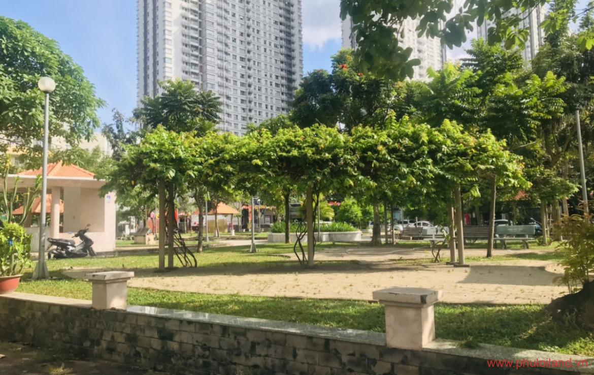 vi tri dat nen can ban lien ke cong vien noi khu him lam tan hung quan 7 1170x738 - Mua bán đất nền tại Khu dân cư Him Lam Quận 7 t1/2023 giá rẻ