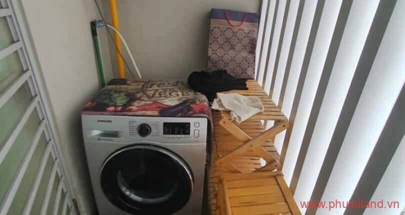 Ban-can-ho-chung-cu-Scenic-Valley-1 -logia