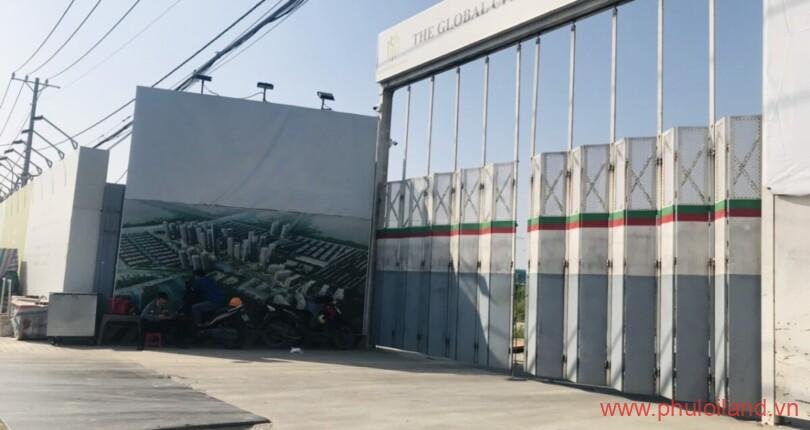cong-vao-the-global-city-mat-do-xuan-hop