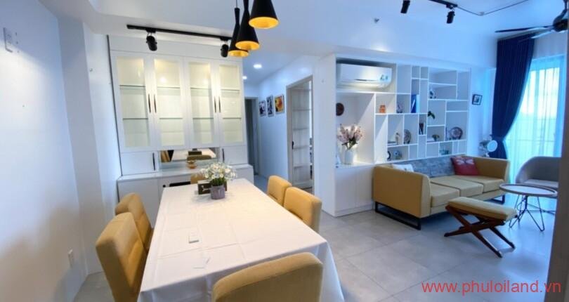 goc-phong-khach-va-ban-an-trong-can-ho-can-cho-thue-green-valley