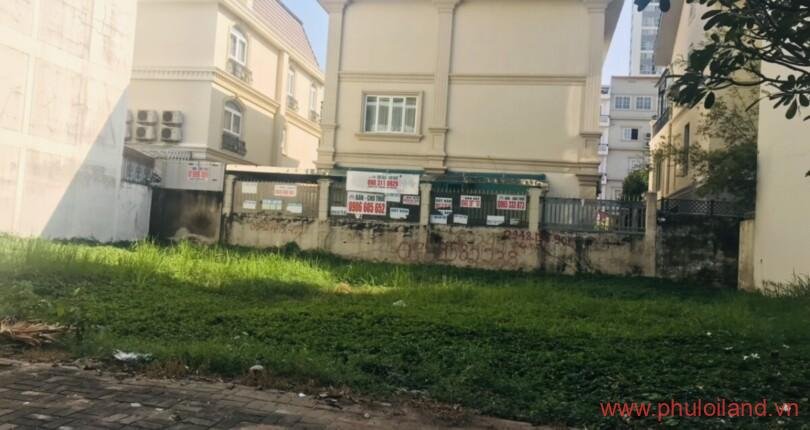 hinh-anh-mua-ban-dat-nen-khu-do-thi-phu-my-hung-t2-2023