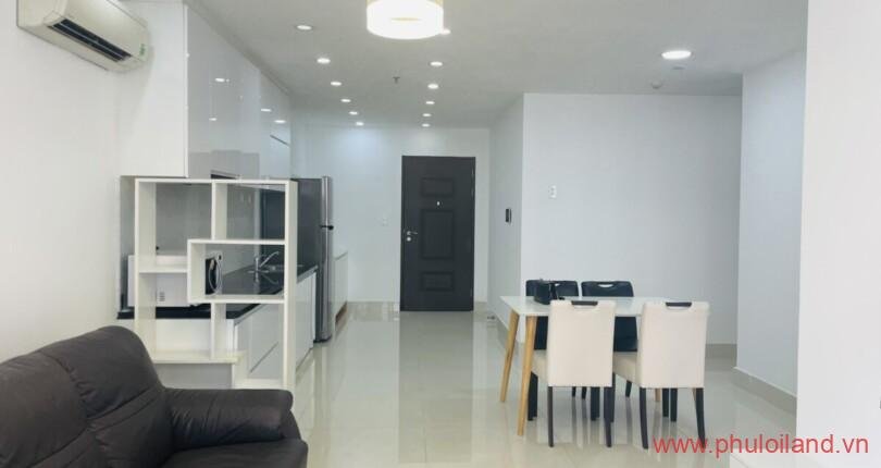 hinh-anh-phong-khach-can-ho-can-ban