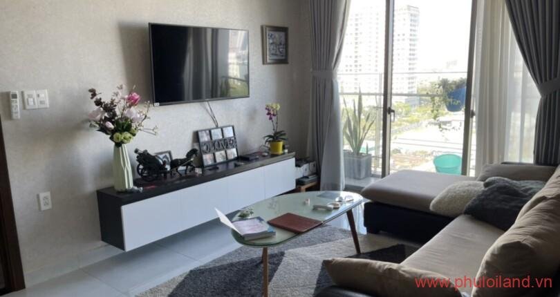 hinh-anh-phong-khach-can-ho-can-ban