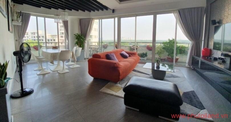 hinh-anh-phong-khach-can-ho-can-ban-tai-grand-view-phu-my-hung