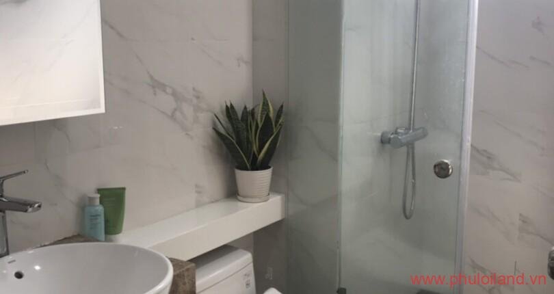 hinh-anh-tollet-can-ho-can-ban