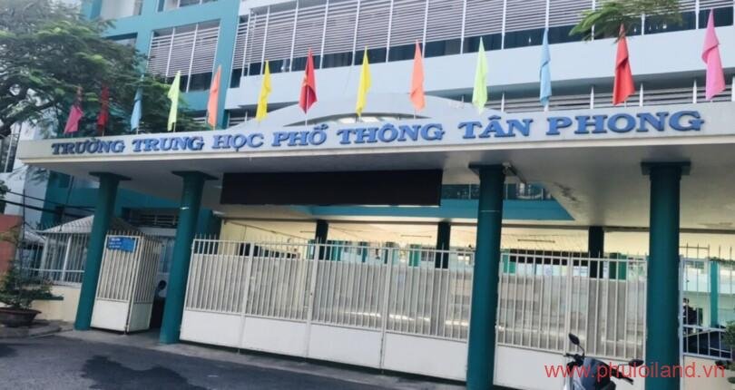 hinh-anh-truong-hoc-tan-phong-noi-khu-khu-dan-cu