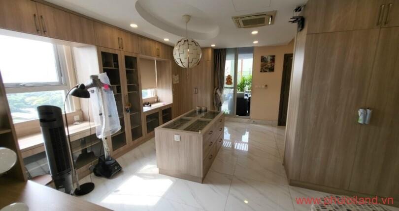 khong-gian-phong-khach-can-ho-ban