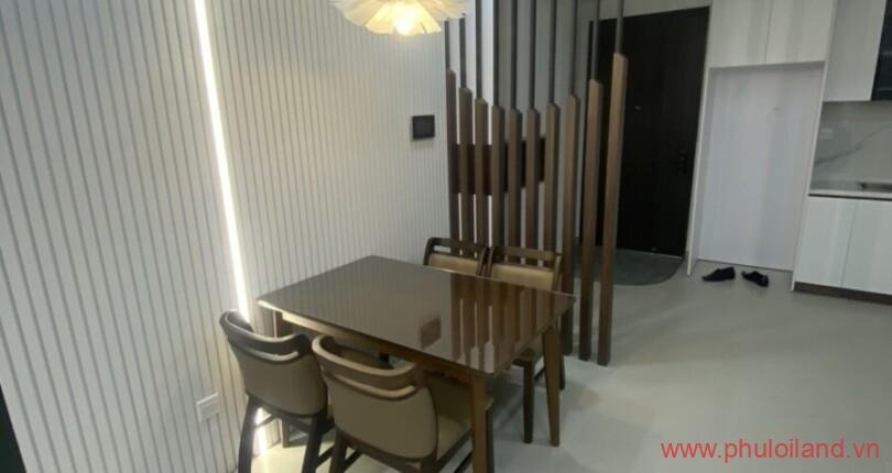 khu-vuc-ban-an-trong-can-ho-can-cho-thue-hung-phuc-2