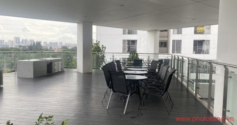 khuon-vien-ho-boi-ngoai-can-ho-can-ban-scenic-valley-2