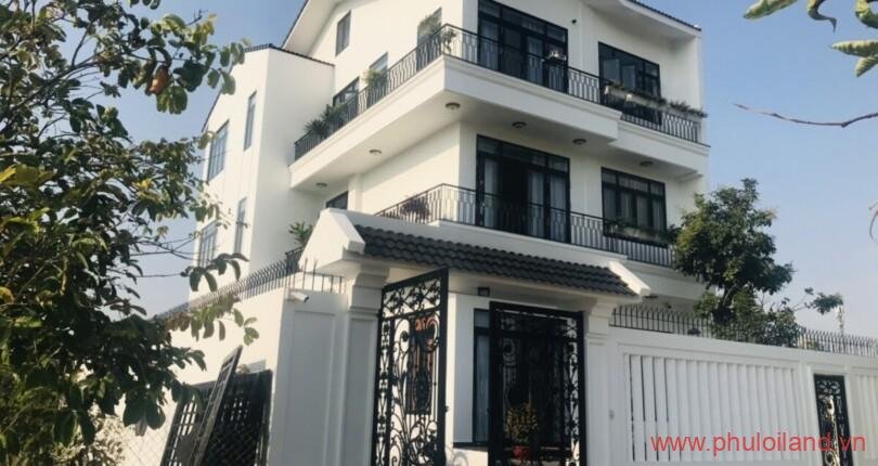 mau-nha-biet-thu-hoan-thien-tai-khu-dan-cu