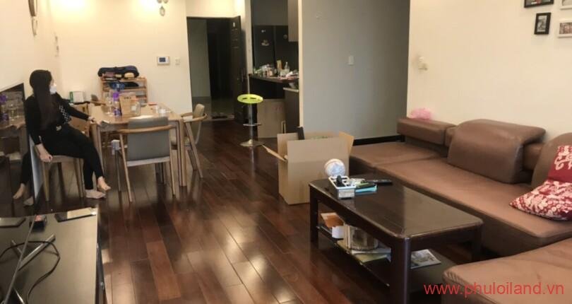 phong-khach-can-ho-can-ban