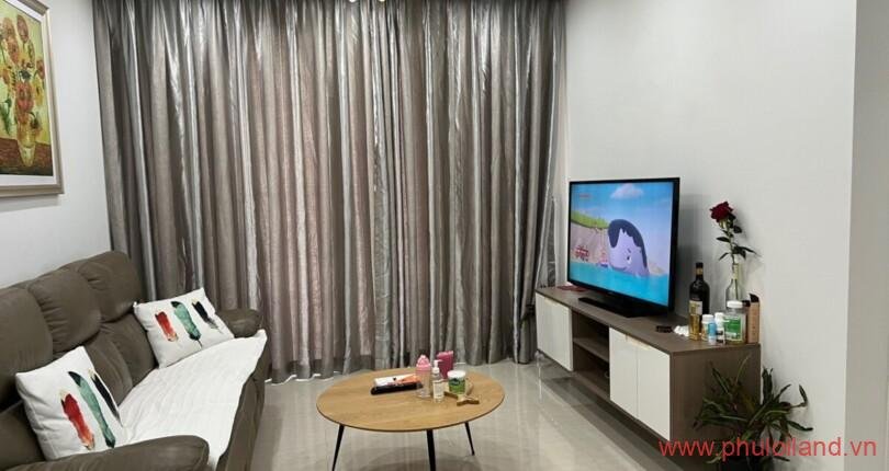 phong-khach-can-ho-can-ban