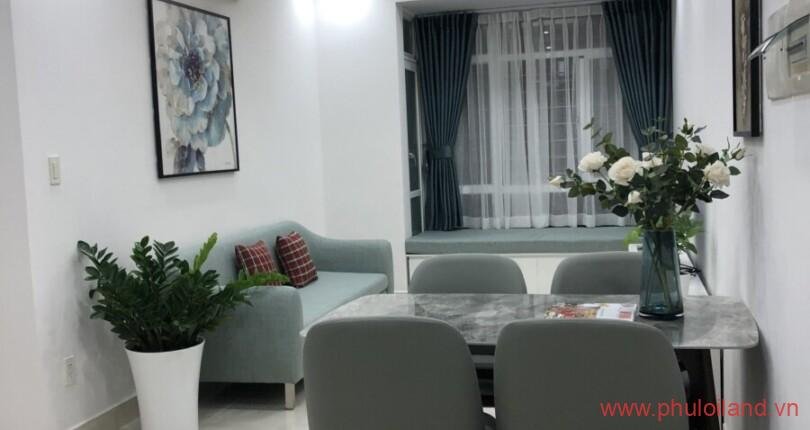 phong-khach-trong-can-ho-can-ban-sky-garden-3 (2)