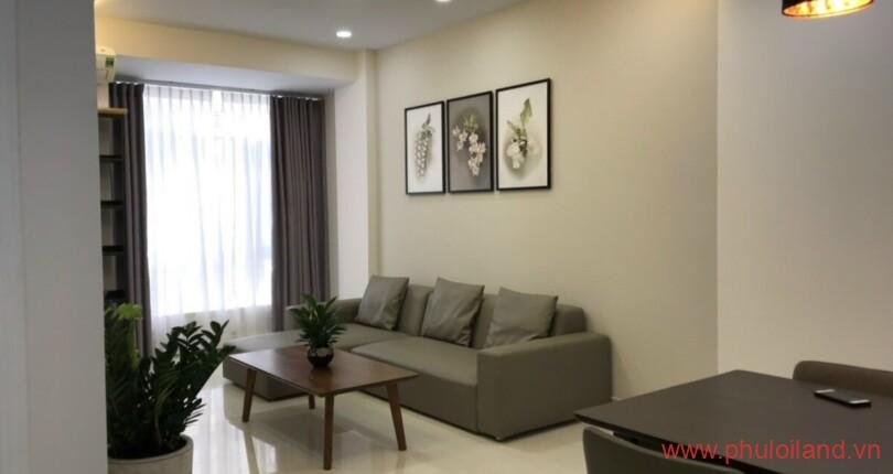 phong-khach-trong-can-ho-can-ban-sky-garden-3 (3)