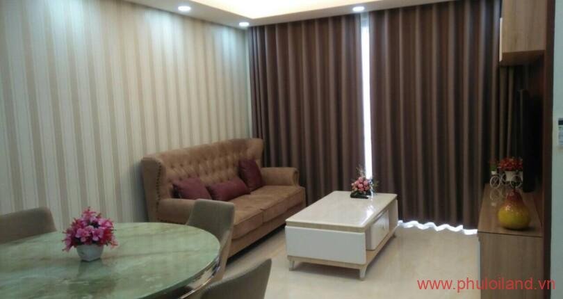 phong-khach-trong-can-ho-can-cho-thue-happy-residence