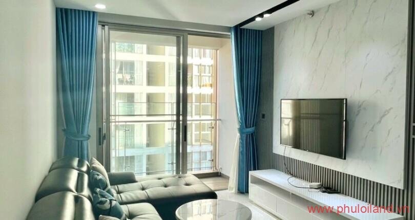 phong-khach-trong-can-ho-can-cho-thue-midtown-m6 (3)